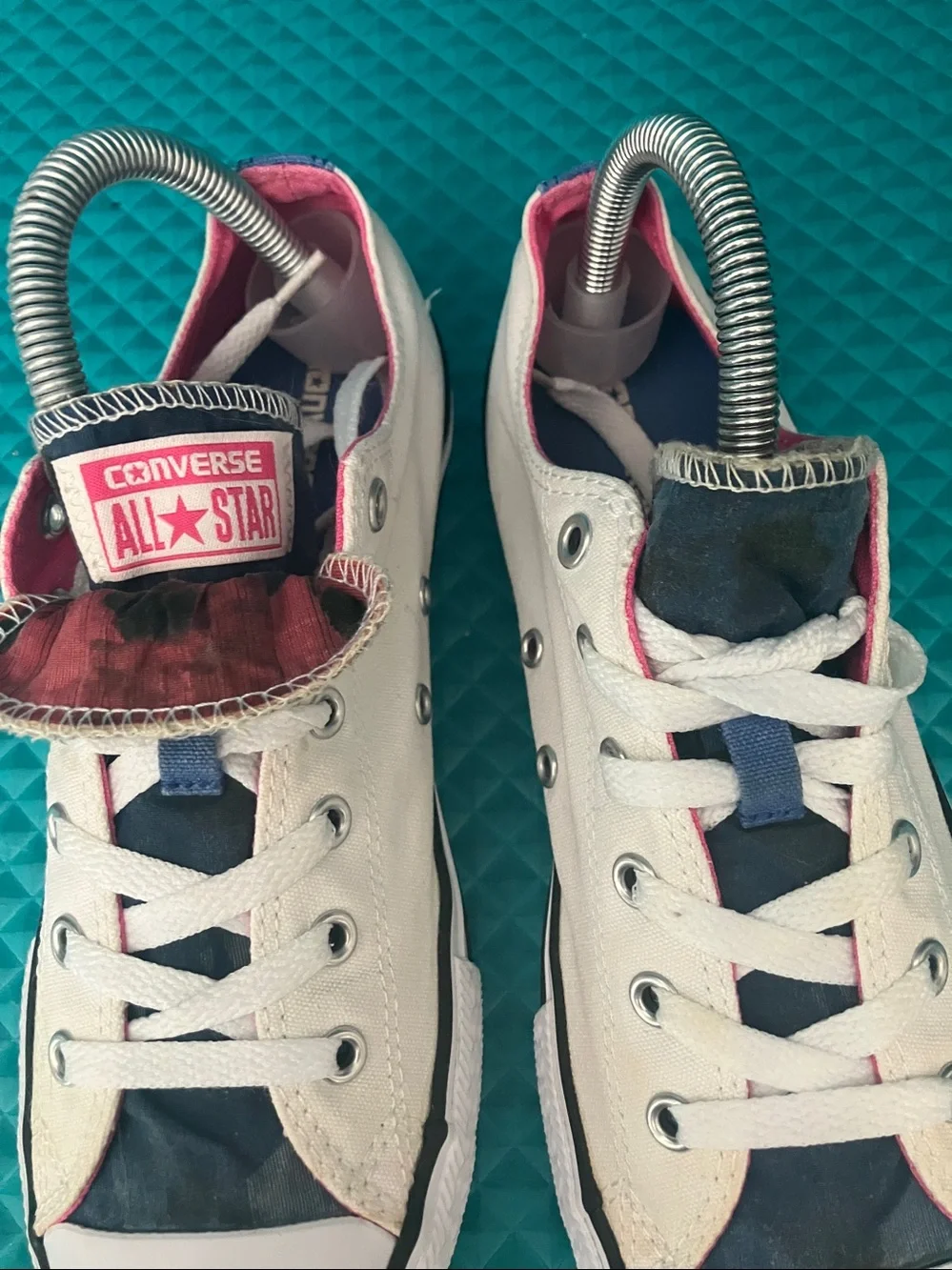 CONVERSE Big Girl Chuck Taylor All Star Low Top Double Tongue White sneakers 5.5